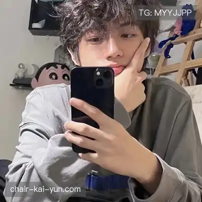 骆铖柳